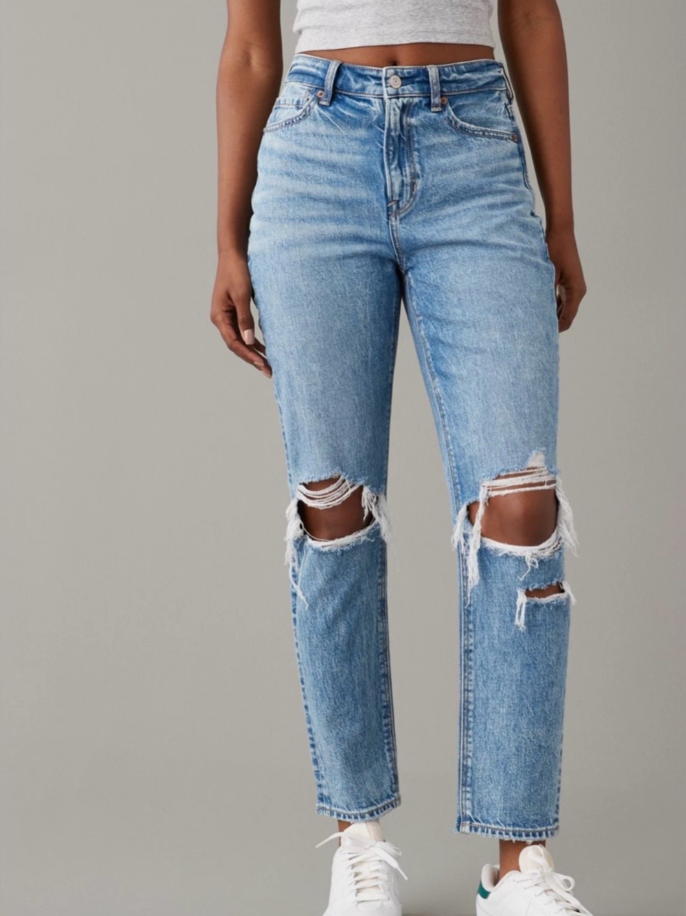 American Eagle Outfitters Light Blue Strigid Jeans

SEND ME OFFERS